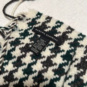 Banana Republic scarf